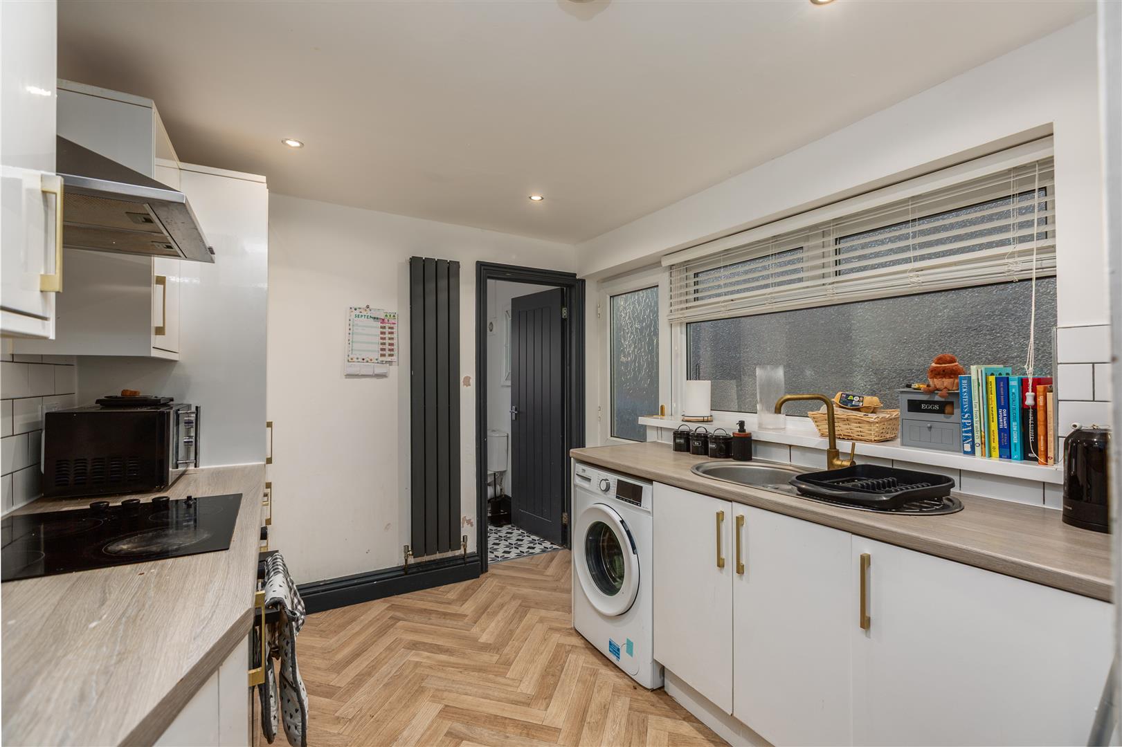 Courtney Street, Manselton, Swansea, SA5 9NX